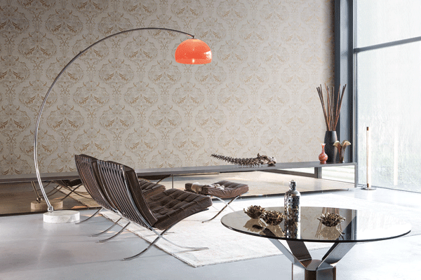 Lounge, Cassius